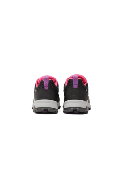 کفش های طبیعت گردی زنانه hummel