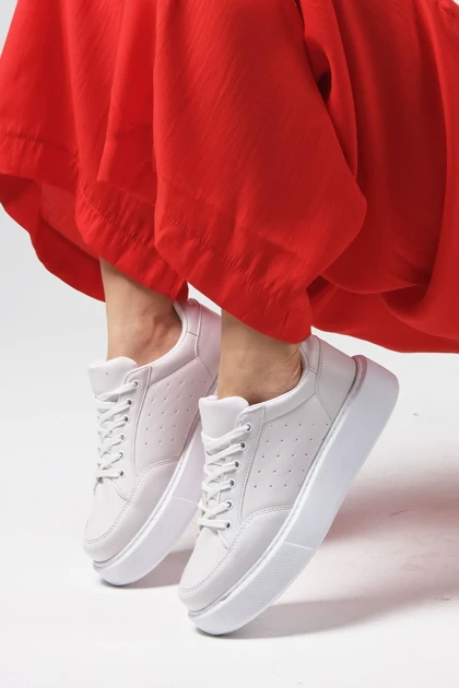 کتانی زنانه میوگوستو mio-gusto