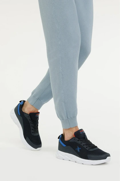 کفش پیاده روی مردانه کینتیکس kinetix