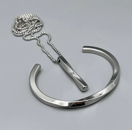 ست گردنبند و بنگل استیل