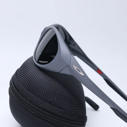 عینک برند OAKLEY کد 181422