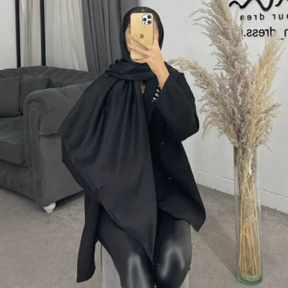 روسری منگوله‌دار