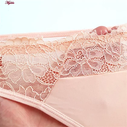 شورت زنانه گلبهی برتا مدل 5150-453