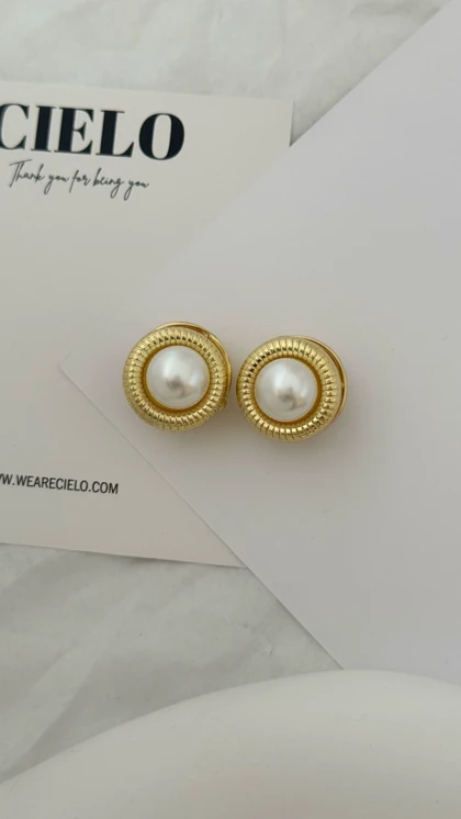 گوشواره مروارید گرد