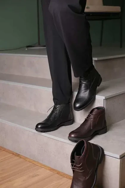 بوت مردانه چرم طبیعی کد 1093