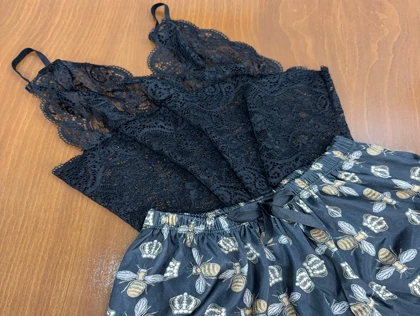 ست نیم‌تنه گیپور و شلوارک طرح گوچی 009