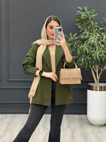 مانتو سرشانه ژیله دار پشت پاگن