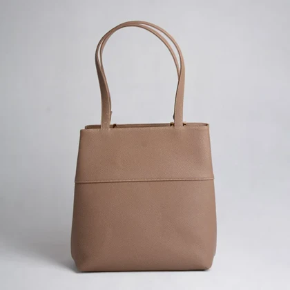 کیف دوشی چرم زنانه موکا