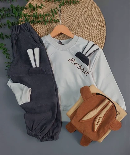 بلوز شلوار بچگانه طرح رابیت کوله دار