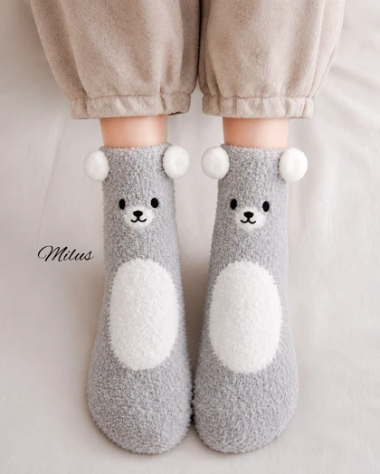 جوراب بوکله حوله ای ساق‌دار خرسی گوش دار