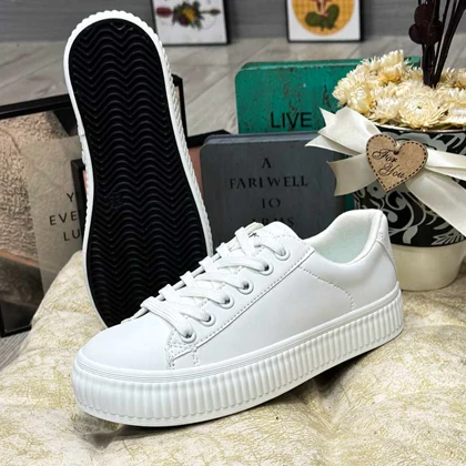 ونس زنانه رنگ سفید vans
