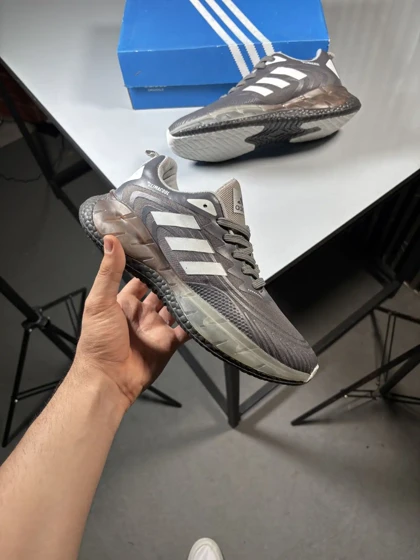 کتانی ادیداس مدل کلیماکول climacool رنگ طوسی قهوه ای