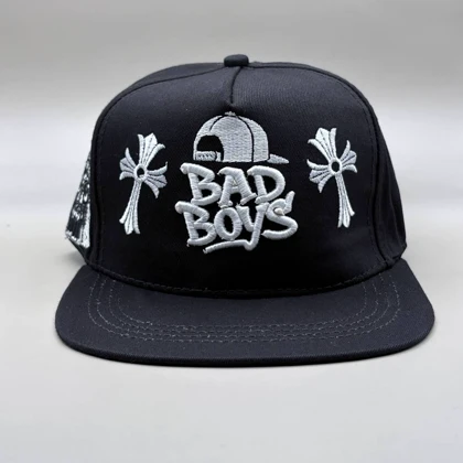 کلاه کپ مشکی بک فیت مدل BADBOYS