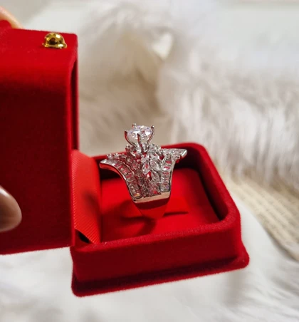 انگشتر جواهری کایا