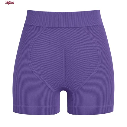 ست نیم‌تنه و شلوارک ورزشی زنانه ماییلدا مدل 5472-10411