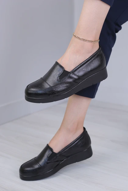 کفش پرسنلی زنانه آریانا