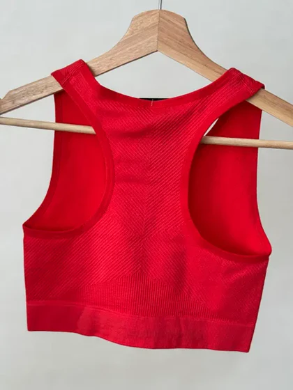 نیم‌تنه ورزشی بافت‌دار