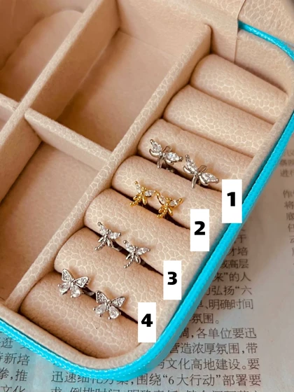 پیرسینگ گوش جواهری پروانه