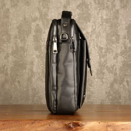 کیف دوشی مردانه بیورا مدل D06