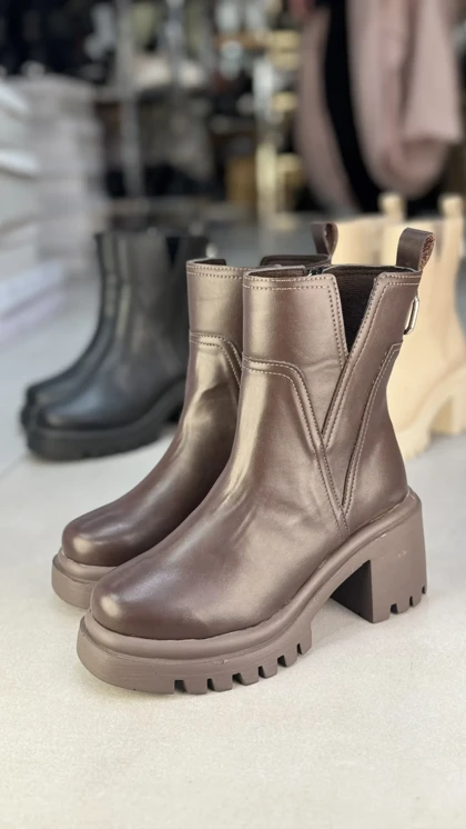 بوت پاشنه هفتی کد :382