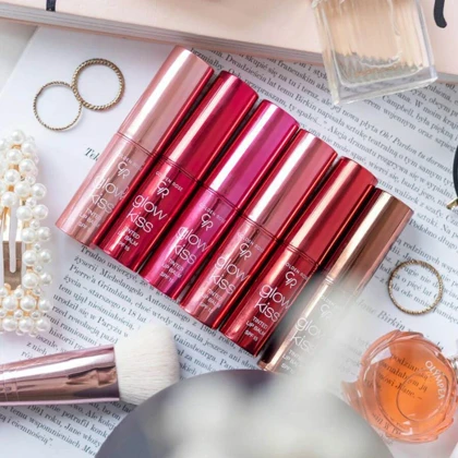 بالم لب جامد گلدن رز ,مدل Glow Kiss Tinted رنگ Vanilla Latte شماره 01