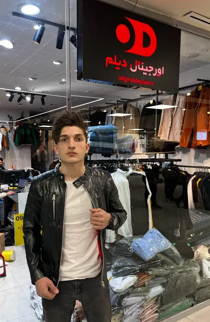 کاپشن چرم موتورسواری جذاب