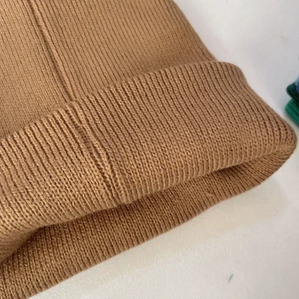 کلاه بافت رنگی