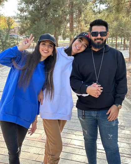 هودی رنگین کمان