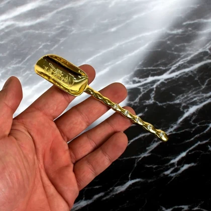 پیمانه قهوه و چای نگین‌دار در دو رنگ