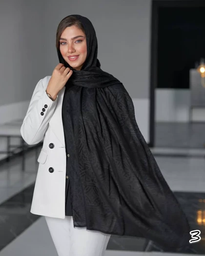 شال مشکی ژاکارد