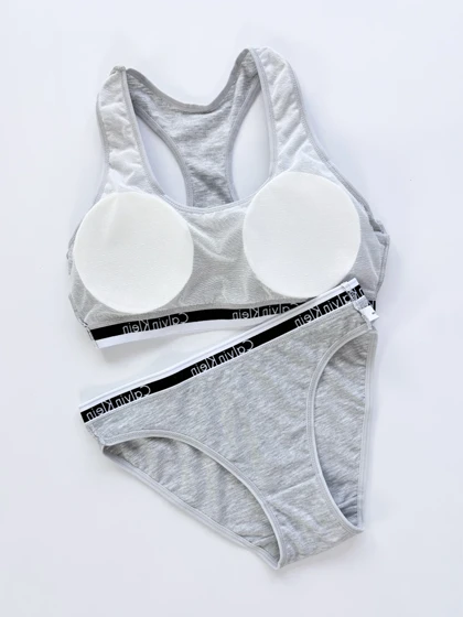 ست نیم‌تنه کاپ‌دار و شورت اسلیپ نخ پنبه کلوین کلاین Calvin Klein