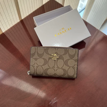 کیف پول زنانه کوچ Coach