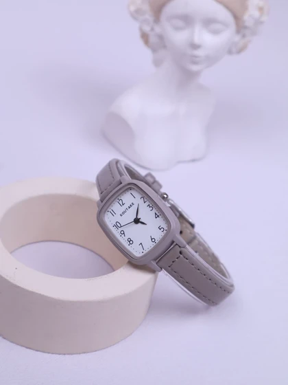 ساعت زنانه چرمی کوتاکه کد W399