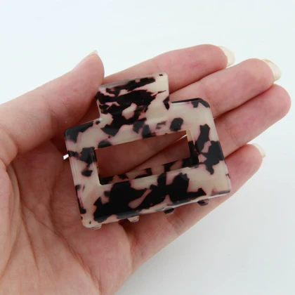 کلیپس زنانه مدل مکعبی فانتزی