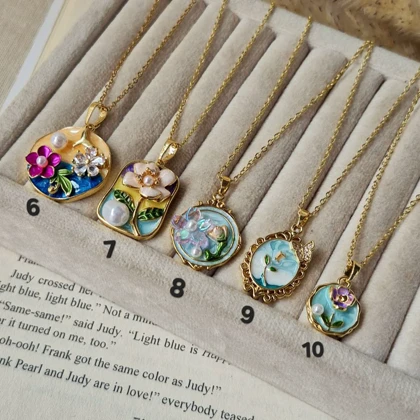 گردنبند میناکاری