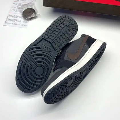 کفش نایک ایر جردن 1 لو تراویس اسکات یوتوپیا Nike Air Jordan 1 Low Travis Scott Utopia