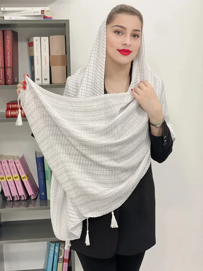 شال پلیسه آرورا با لمه‌های درخشان