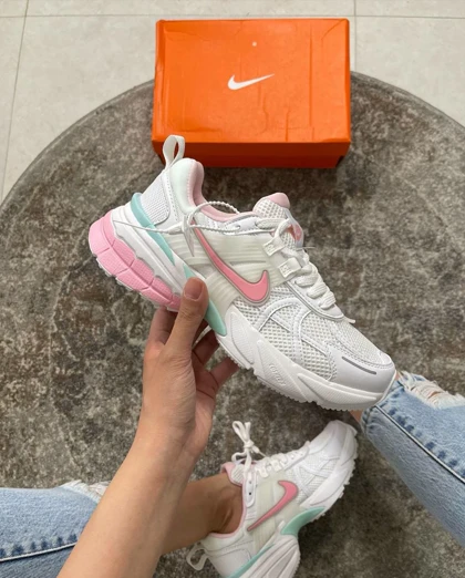 نایک وی تو کی ران Nike v2k run کد 602