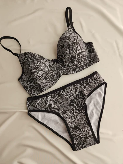 ست تمام نخی فنردار ابرنازک برند رومانو ROMANO کد: 1530