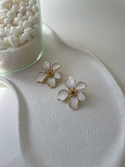 گوشواره میناکاری گل