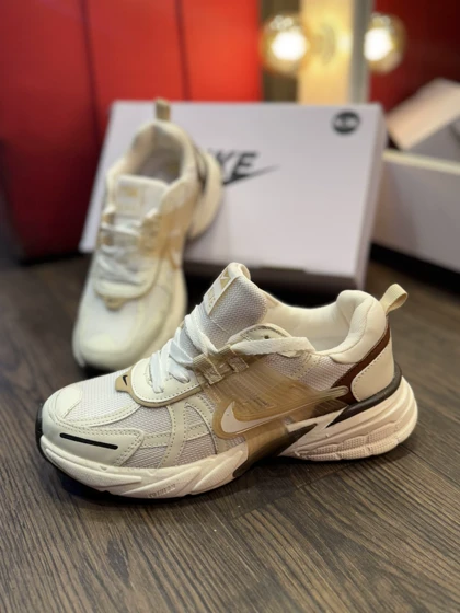 کتانی مردانه v2kکرم قهوه ای