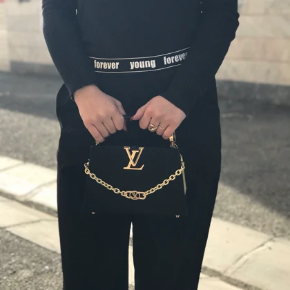 کیف زنانه لویی ویتون زنجیر دار وارداتی کد 1105