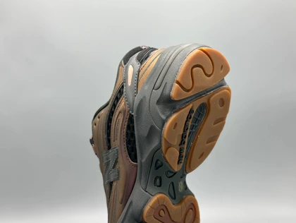 کتانی نیوبالانس 1000 مشکی مسی/New Balance