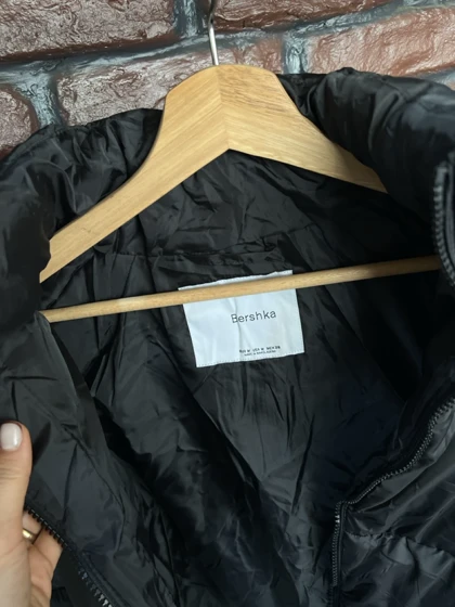 کاپشن برشکا Bershka