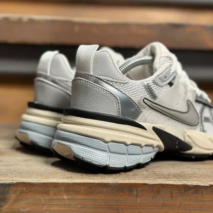 کتانی زنانه وی تو کی