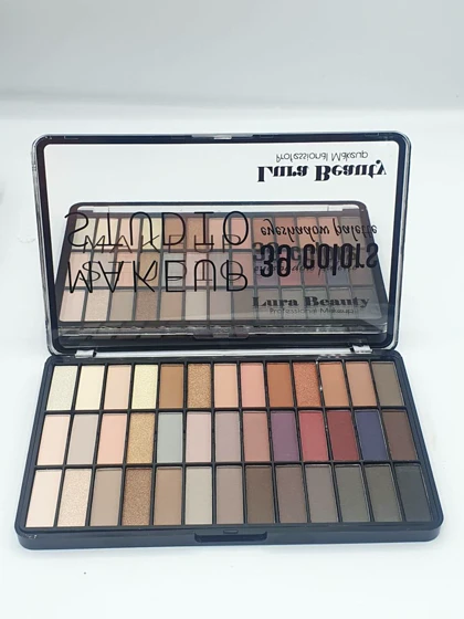 سایه چشم Studio Makeup