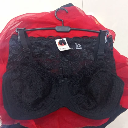 شورت وسوتین فنردار