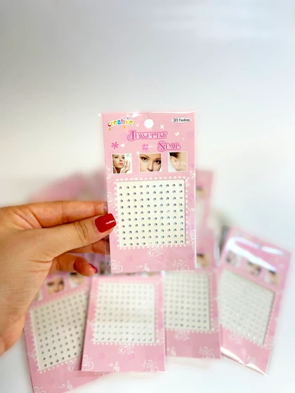 نگین چسبی تزئینی