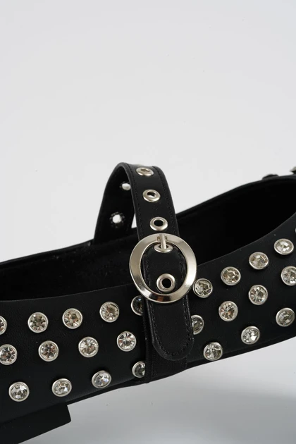 کالج زنانه beyond-