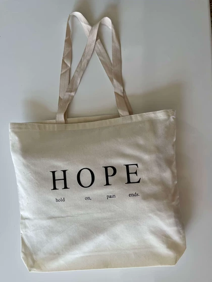 توت بگ hope